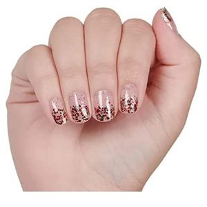 Color Street: Under The Mistletoe *Retired*